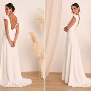 LULU's Bridal Wedding Chic Romantic Sexy Minimalist Mermaid Trumpet Gown NWOT